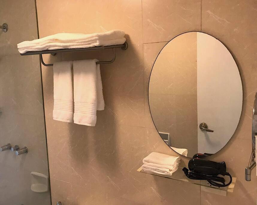 Spacious Bgc 2 Bedroom With A View مانيلا المظهر الخارجي الصورة