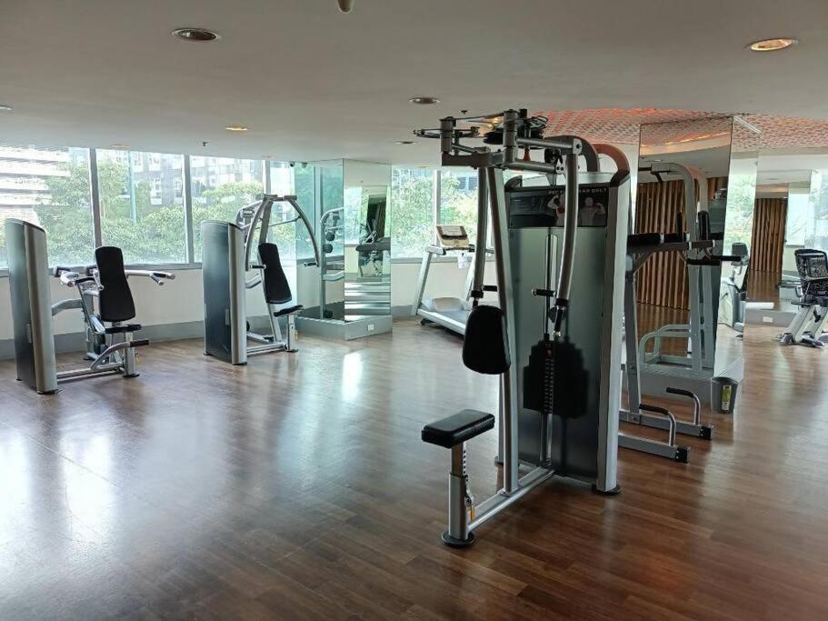 Spacious Bgc 2 Bedroom With A View مانيلا المظهر الخارجي الصورة