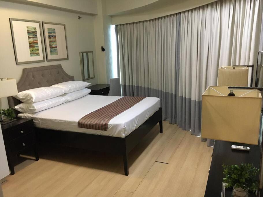 Spacious Bgc 2 Bedroom With A View مانيلا المظهر الخارجي الصورة