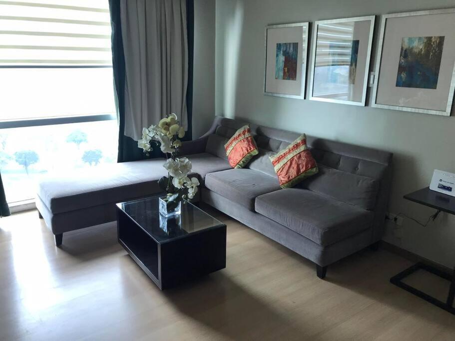 Spacious Bgc 2 Bedroom With A View مانيلا المظهر الخارجي الصورة