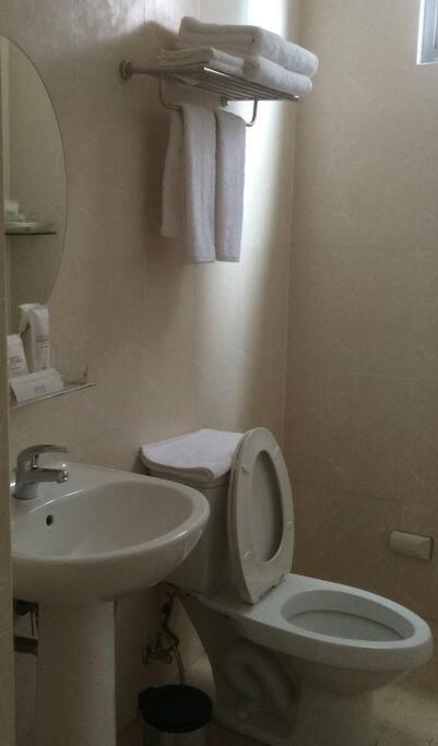 Spacious Bgc 2 Bedroom With A View مانيلا المظهر الخارجي الصورة